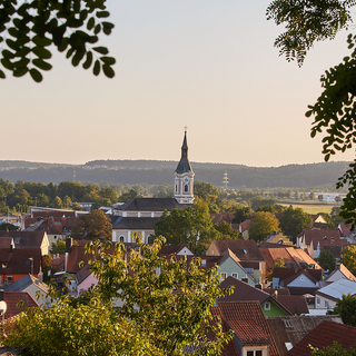 Ein Blick von oben auf den Markt Regenstauf