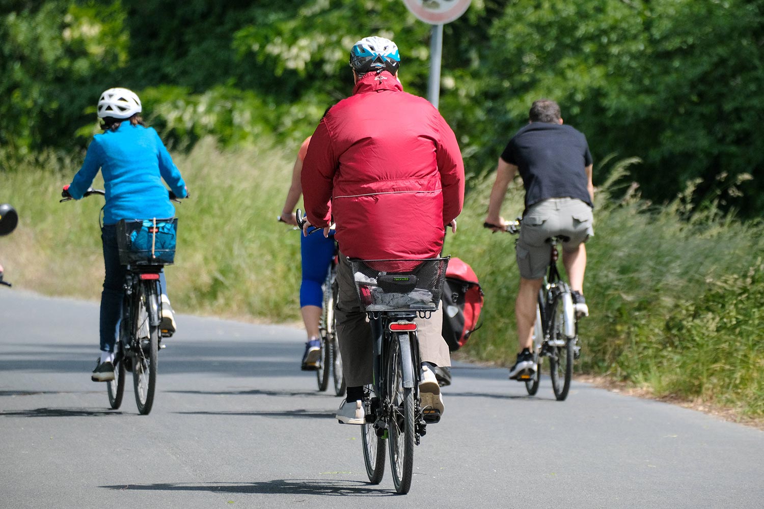 Senior:innen auf Fahrradtour