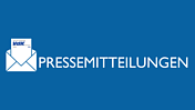 Man sieht eine Grafik mit blauem Hintergrund und der Aufschrift: Pressemitteilungen. Links im Bild ist ein Umschlag-Logo, auf welchem das VdK Logo abgebildet ist.