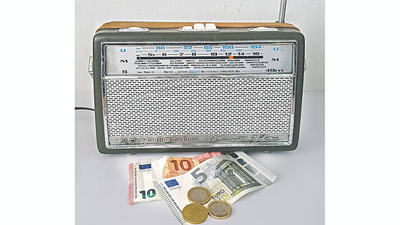 Symbolbild Kofferradio