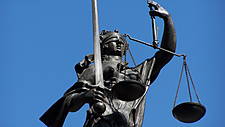 Symbolfoto: Eine Justitia-Statue