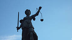 Symbolfoto: Eine Statue der Justitia