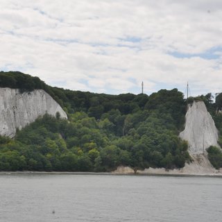 Blick auf die Kreidefelsküste der Insel Rügen